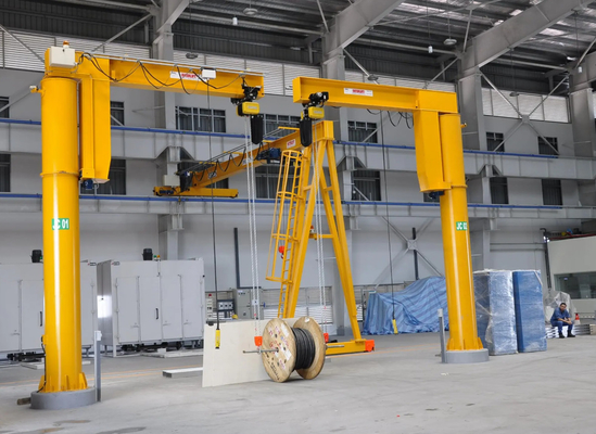 Örtlich festgelegte Längen-Auskragung Jib Crane Free Standing der Spalten-8m 3,2 Tonne
