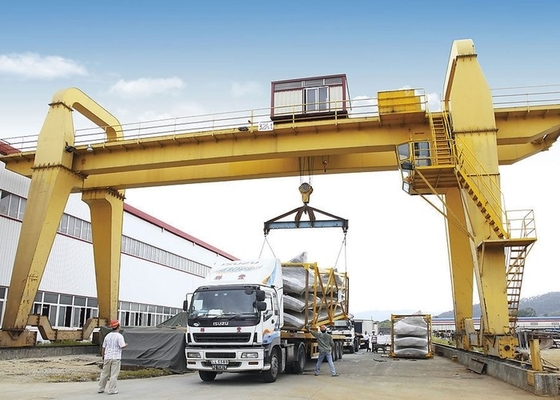 Ton Gantry Crane Hoist Box-Art Hafen-Fracht-Portalkran des große Spannen-Vertrags-10
