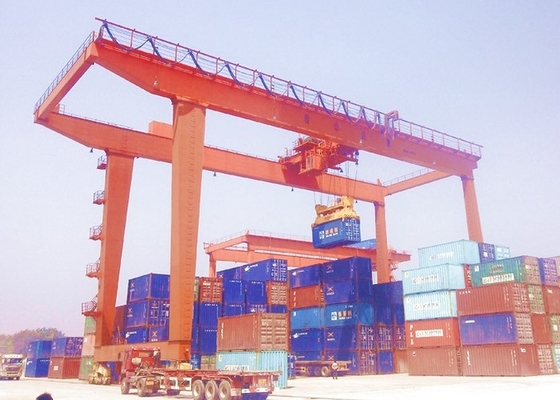 behälter-Crane Gantry Crane Rail Tracks 18-35m 40T 50T Schienenportspanne