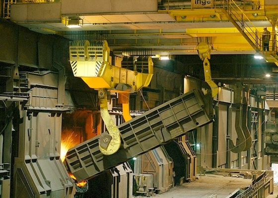 Schöpflöffel Crane With Cabin Control des Stahlwerk-Betriebs-metallurgischer doppelter Strahln-32/10t