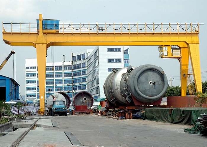 Elektrisch betriebene 10-75t Doppelbalken-Gantry-Kran, glattes Heben mit drahtloser Fernbedienung